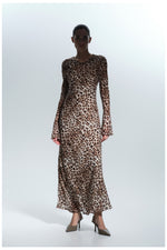 Cargar imagen en el visor de la galería, GALLOWAY Leopard Long Dress
