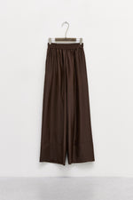 Cargar imagen en el visor de la galería, ANETTE CHOCO Pants
